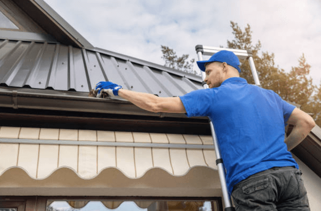 gutter cleaning in pontiac
